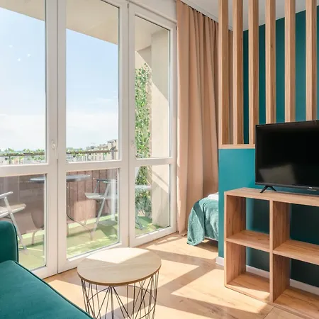 Piotrkowska Sunset Апартаменты *